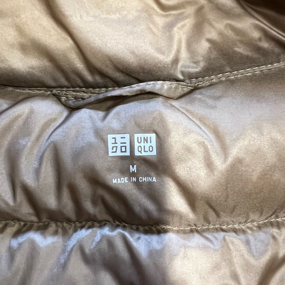 Uniqlo packable puffer vest - Picture 2 of 2